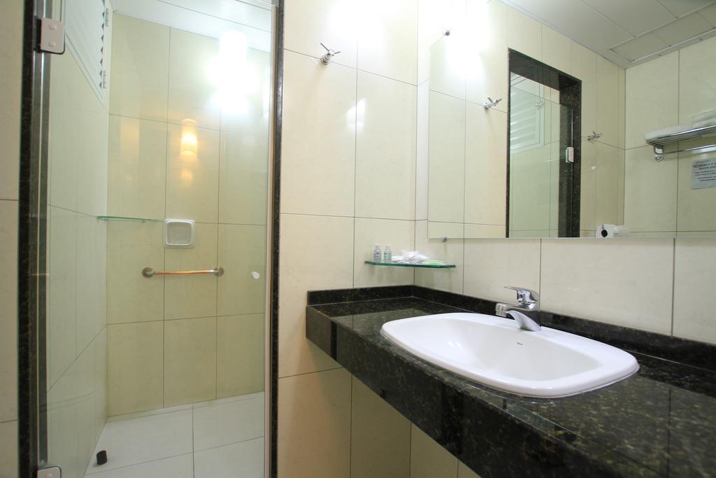 Hotel Confiance Prime Batel Curitiba Room photo
